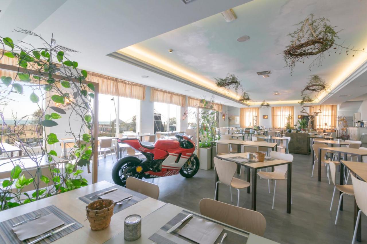 Hotel Corallo Rimini Eksteriør billede