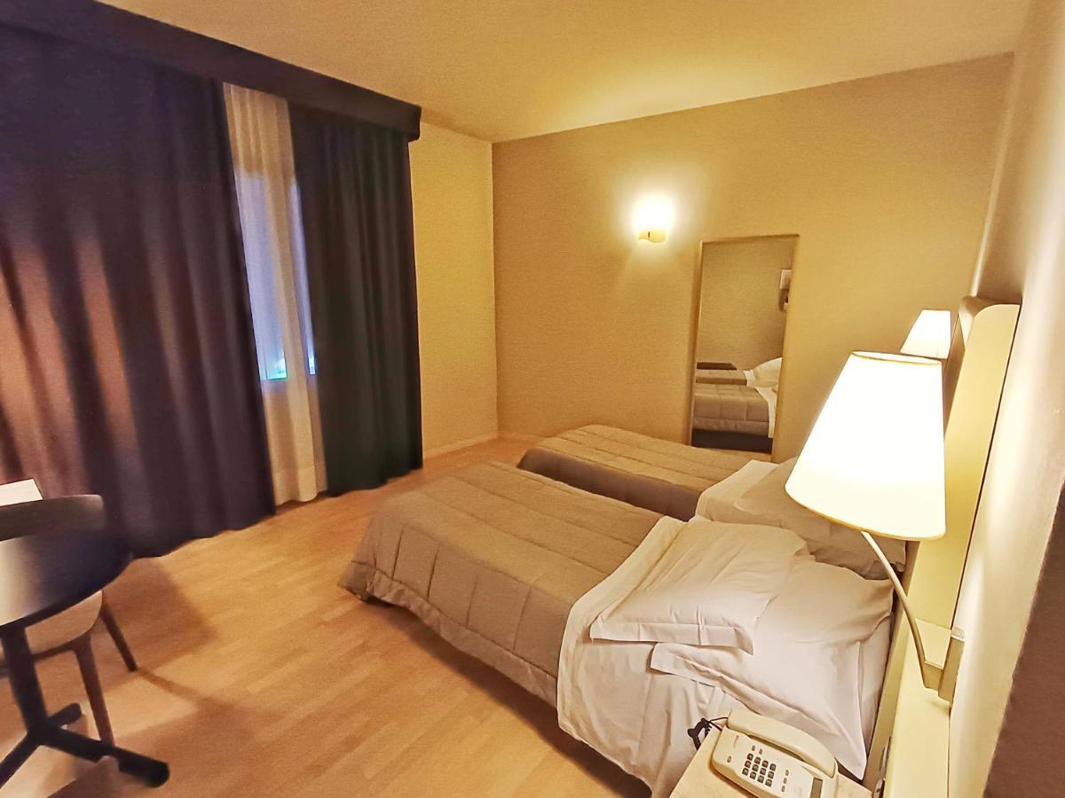 Hotel Corallo Rimini Eksteriør billede
